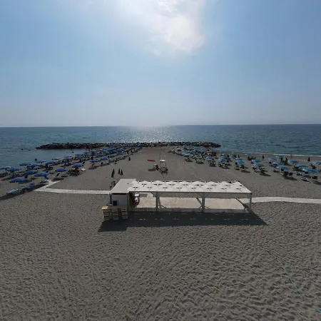 אתר נופש Gh Baia Di Tempsa אמנטיאה