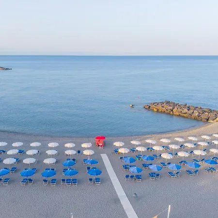 Gh Baia Di Tempsa * Amantea